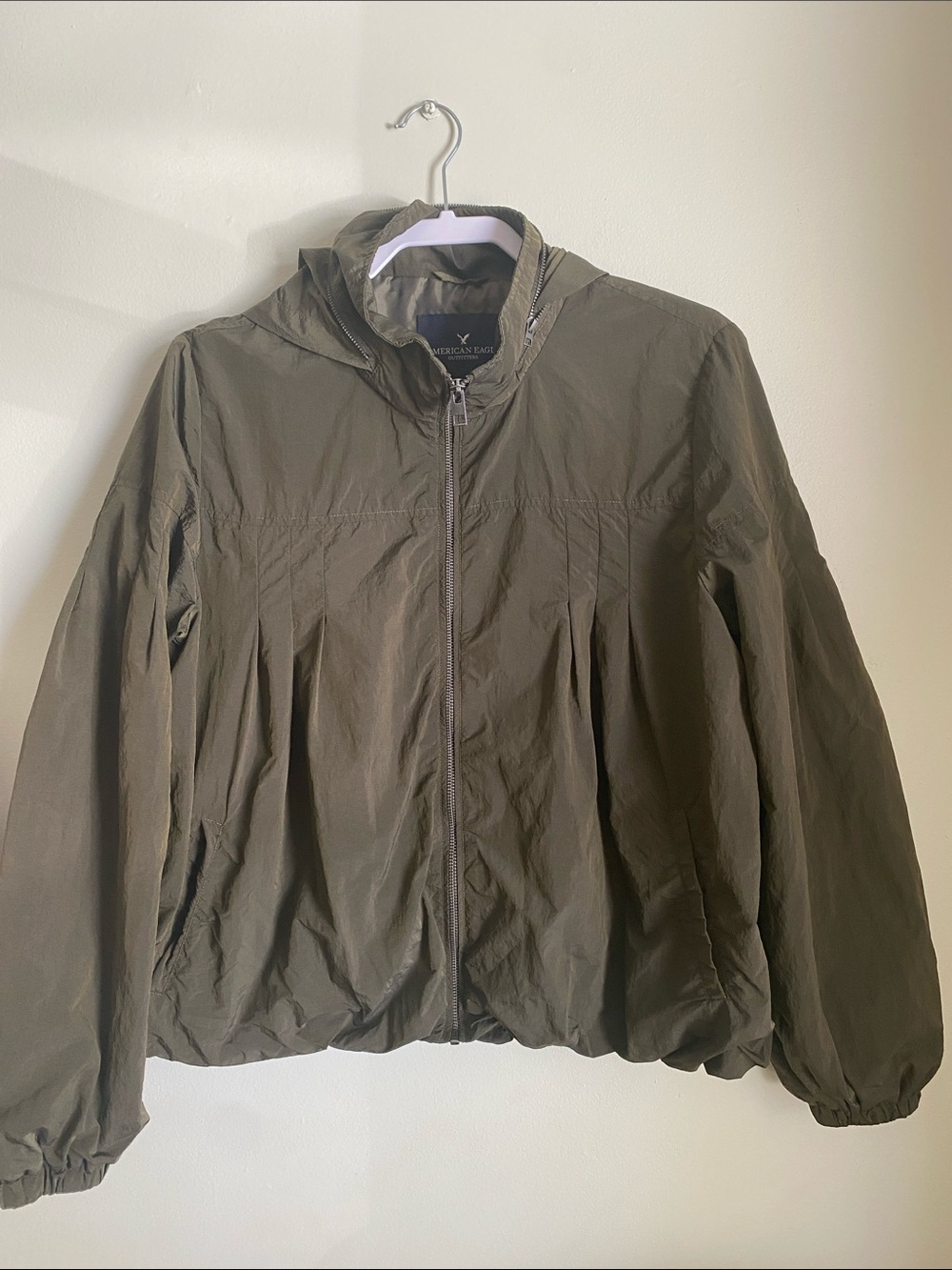 American Eagle Outfitters Olive Hooded Puffer Lightweight Jacket